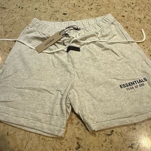 Essentials Fear of God Gray Shorts